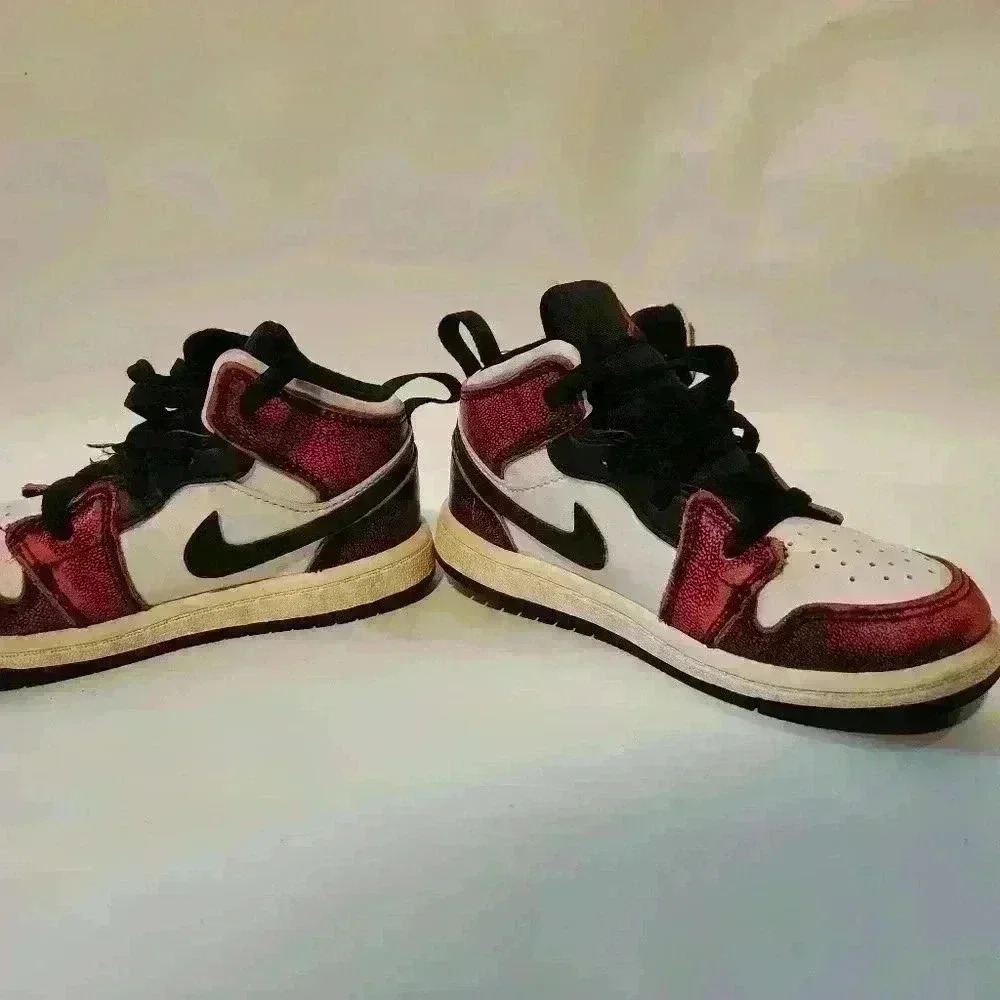 JORDAN 1 MID SE (TD) "WEAR AWAY CHICAGO" US 9 C red black - Picture 6 of 7